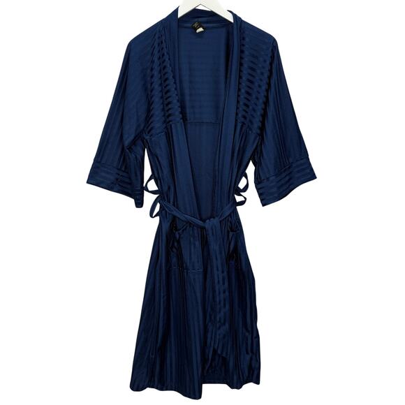 Vintage Robe Makers Permanent Press Navy Blue Stripe Shiny Polyester One Size - Picture 1 of 6